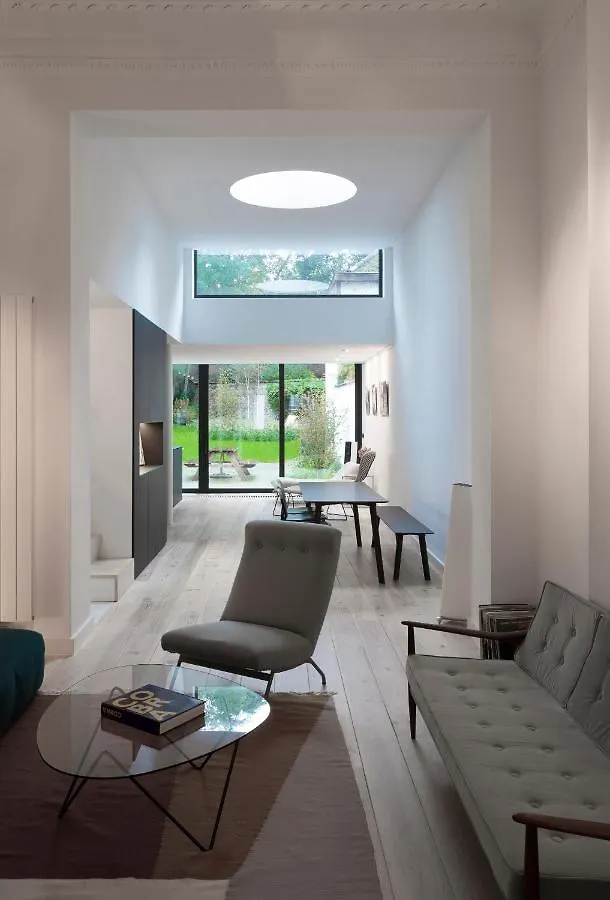 Canopee Guesthouse Ixelles Belçika