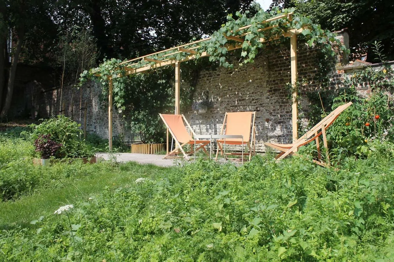 Canopee Guesthouse Ixelles